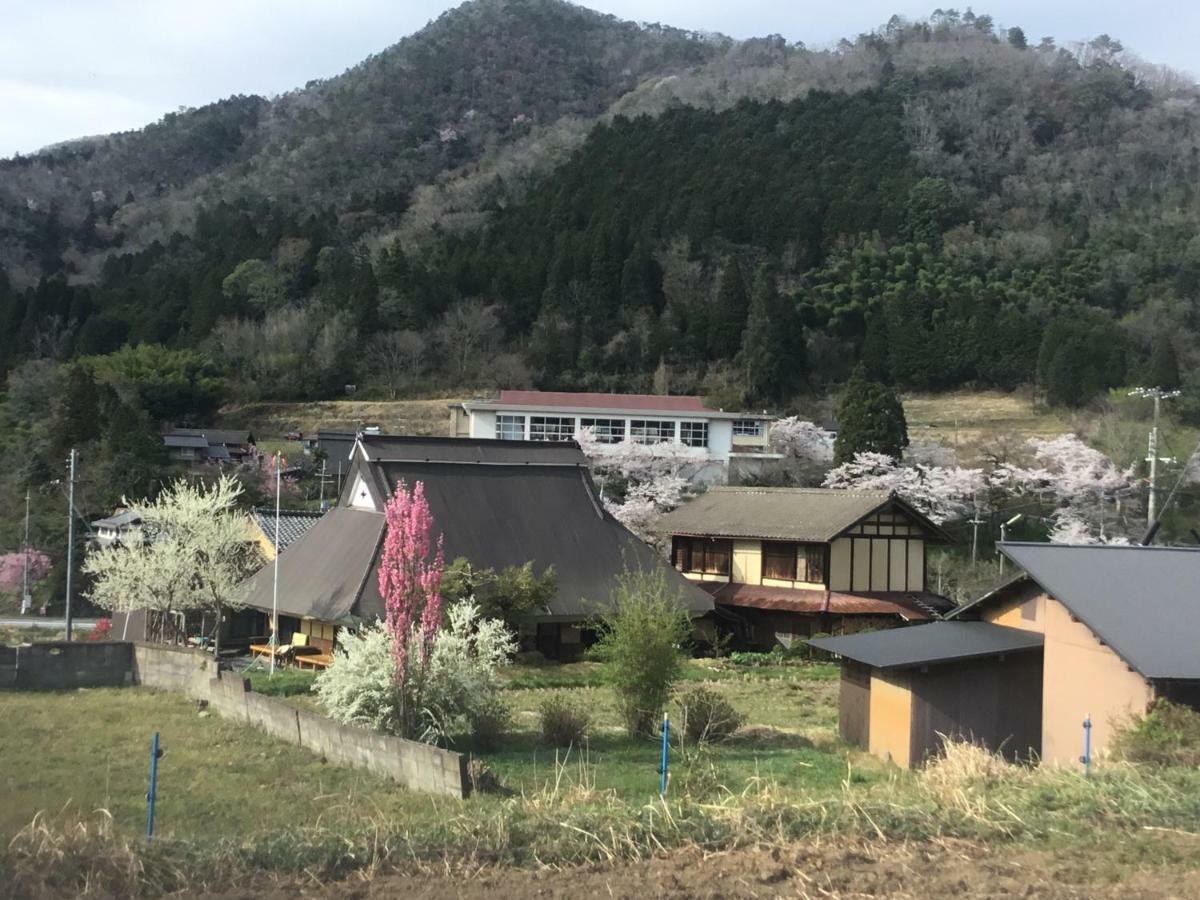 古民家の宿 ふるま家 Furumaya House Gastronomic Farmstay In Deep Kyoto Fukuchiyama Exteriör bild